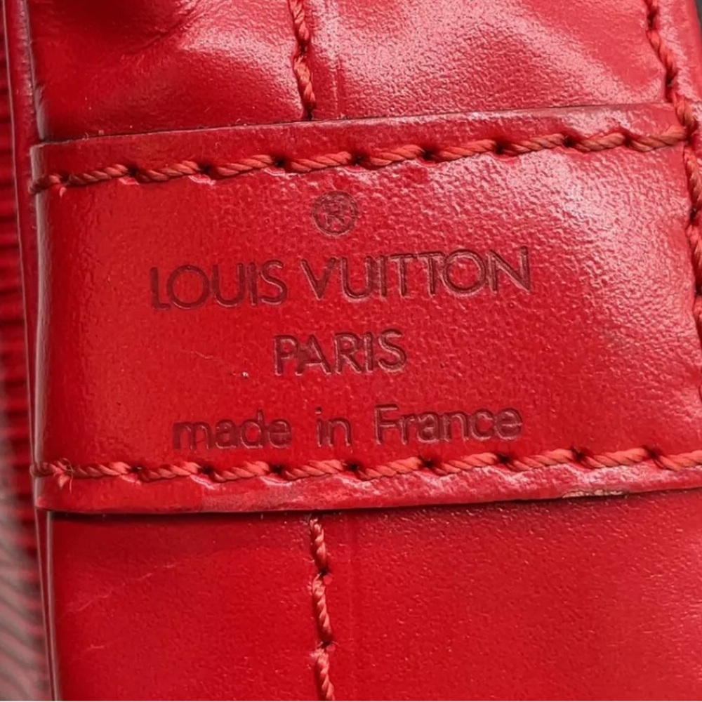 Auth  Louis Vuitton Epi Noe Noir Castilian  Shoulder Bag - Picture 14 of 15